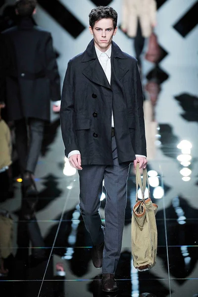 Look 20